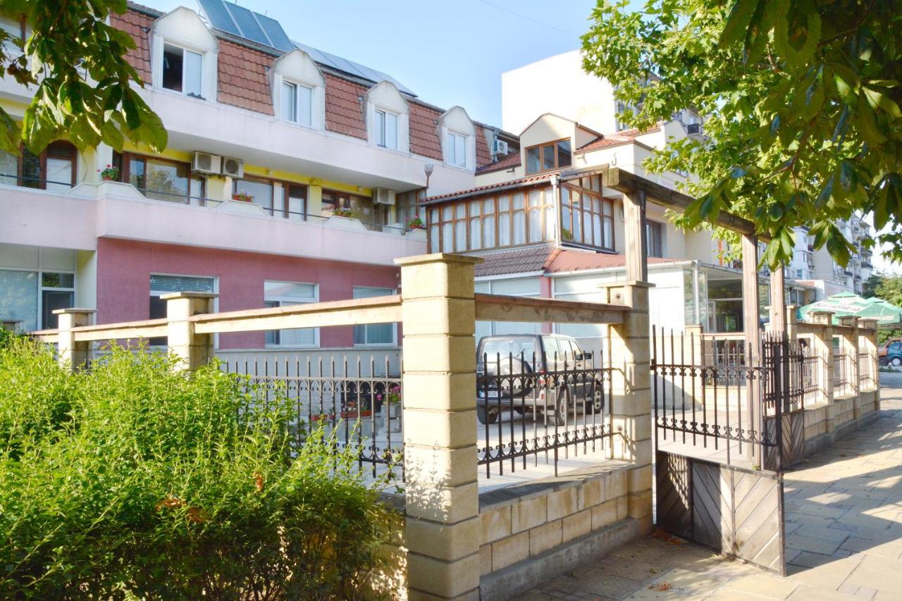 Hotel Wesso Kavarna Exterior foto